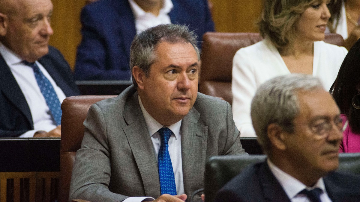Espadas defiende la «honorabilidad» de Chaves y Griñán tras la sentencia de los ERE