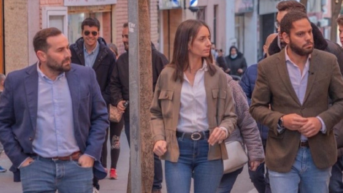 Condenan a un dirigente de Vox a pagar 30.000 euros por un delito contra el honor de un policía