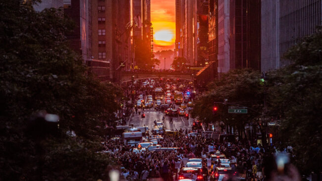 (FOTOGALERÍA) El "Manhattanhenge", la puesta de sol más fotografiada de Nueva York