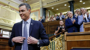 Pedro Sánchez entra en precampaña para tapar su plan de recorte al consumo energético
