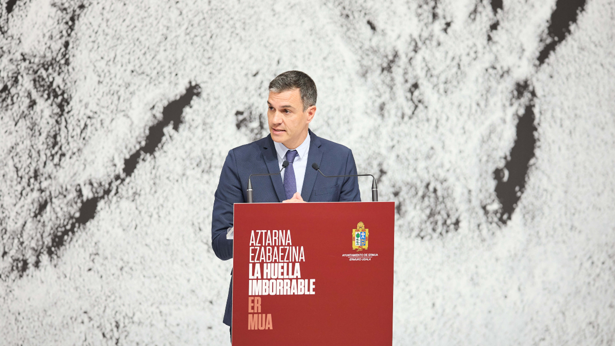 Sánchez equipara España con Euskadi en el homenaje a Miguel Ángel Blanco: «Son países libres y en paz»