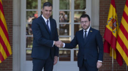Sánchez blinda La Moncloa ante nuevos Pegasus con un contrato a dedo de 1,5 millones