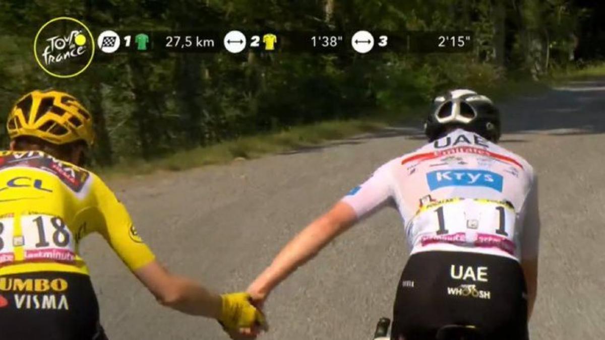 (VÍDEO) La imagen del Tour: Pogacar se va al suelo y Vingegaard lo espera en vez de escaparse