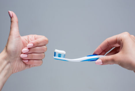 Higiene dental: siete errores habituales más allá de cepillarse los dientes mal