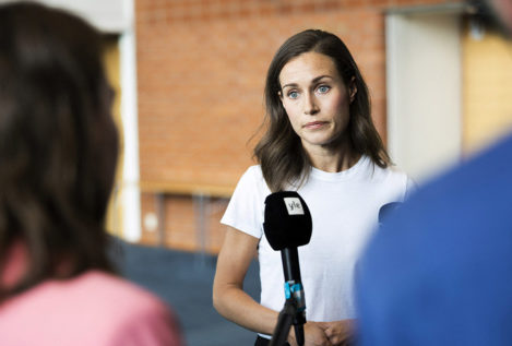 La primera ministra finlandesa se hace un test de drogas «para limpiar su reputación»