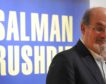 El escritor Salman Rushdie, hospitalizado tras ser apuñalado durante un acto en Nueva York