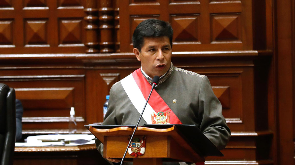El Congreso de Perú niega a Castillo el permiso para ir a la investidura de Petro en Colombia