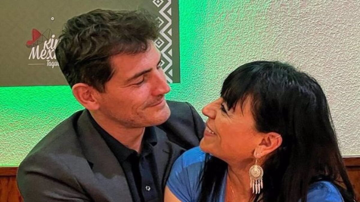 Iker Casillas comparte una foto declarándole su amor a una misteriosa mujer