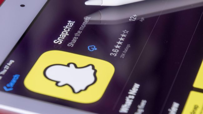 Snapchat despide al 20% de su plantilla y se dispara en bolsa casi un 10%