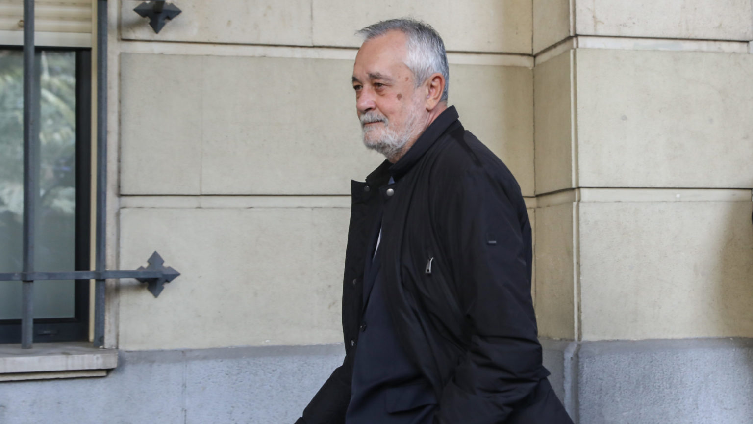 La Fiscalía pide suspender el ingreso en prisión de José Antonio Griñán por su enfermedad