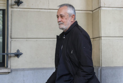 Felipe González y Zapatero firmarán la petición de indulto parcial a Griñán tras su condena