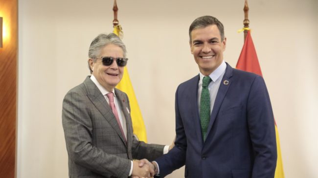 Sánchez apoyará la exención de visados Schengen de corta estancia a los ecuatorianos