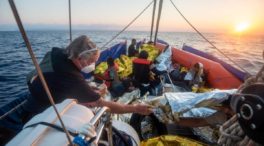 Lampedusa registra un nuevo récord de llegada de inmigrantes con 50 embarcaciones en un día