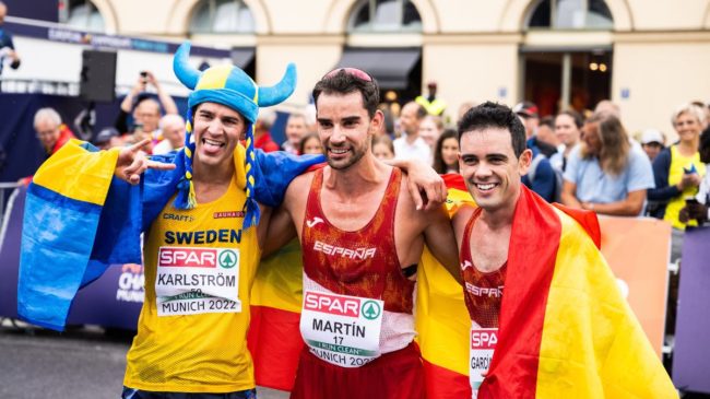 Doblete de España: Martín se hace con el oro de Europa en los 20 km marcha y Carrera consigue el bronce