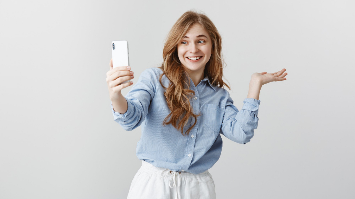 Dismorfia del ‘selfie’: cómo el teléfono se convierte en el peor espejo del alma