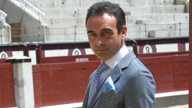 Enrique Ponce suelta la bomba: «No tengo ninguna relación con Luis Miguel»