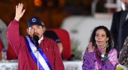 El régimen de Ortega redobla su ataque contra la Iglesia Católica y detiene a un obispo