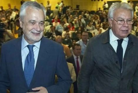 Felipe González defiende la inocencia de Griñán: «Volvería a designarlo ministro»