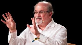 Rushdie y Larry David en 'Curb your enthusiasm'