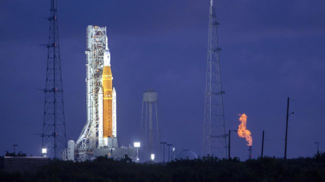 La NASA cancela el primer lanzamiento de Artemis por una fuga de combustible