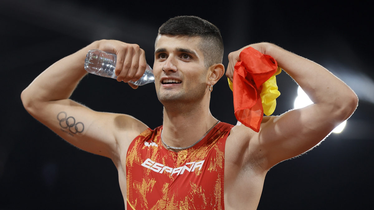 El español Asier Martínez, medalla de oro en 110 metros vallas por una milésima