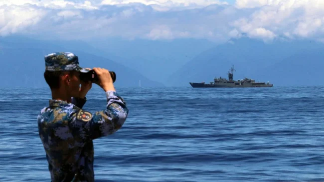 El Ejército chino patrullará "regularmente" las aguas en torno a Taiwán