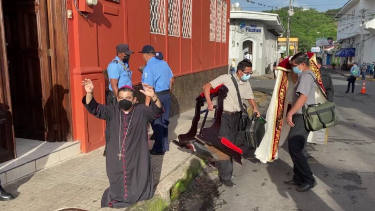 La Iglesia católica, «perseguida» por el régimen sandinista en Nicaragua: un obispo y varios sacerdotes permanecen arrestados