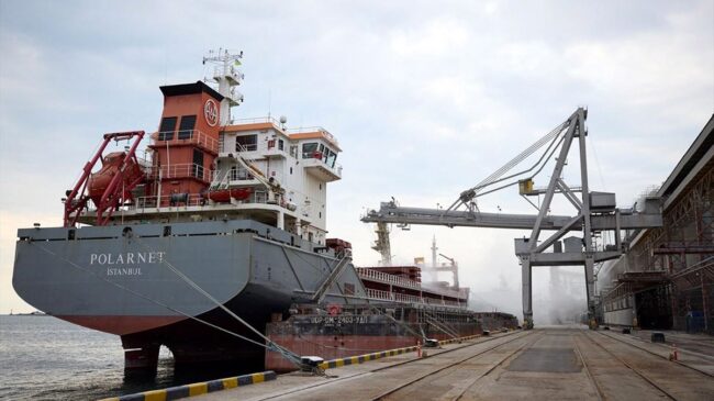 Más de 370.000 toneladas de productos agrícolas han salido por mar de Ucrania