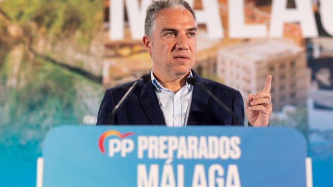 El jefe de la agencia de privatización de grecia dimite tras irse de vacaciones en avión privado.