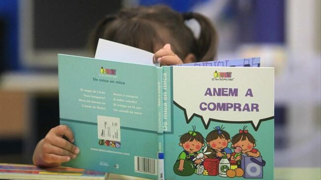El Supremo tumba dos proyectos lingüísticos en colegios de Barcelona por incumplir el 25% de castellano en la enseñanza