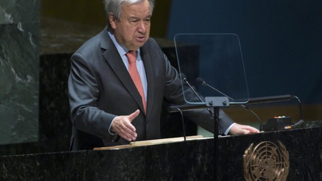 El secretario general de la ONU ve "inmorales" los "beneficios excesivos" de las petroleras y gasistas: pide gravarlos a todos los Gobiernos