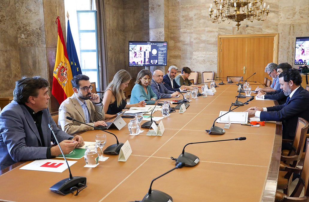 La demanda eléctrica en España crece un 2,9% en julio