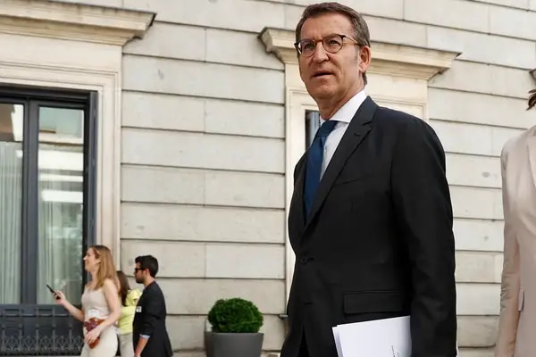 Feijóo prioriza al PNV sobre Vox en la ronda de contactos que comenzará en septiembre