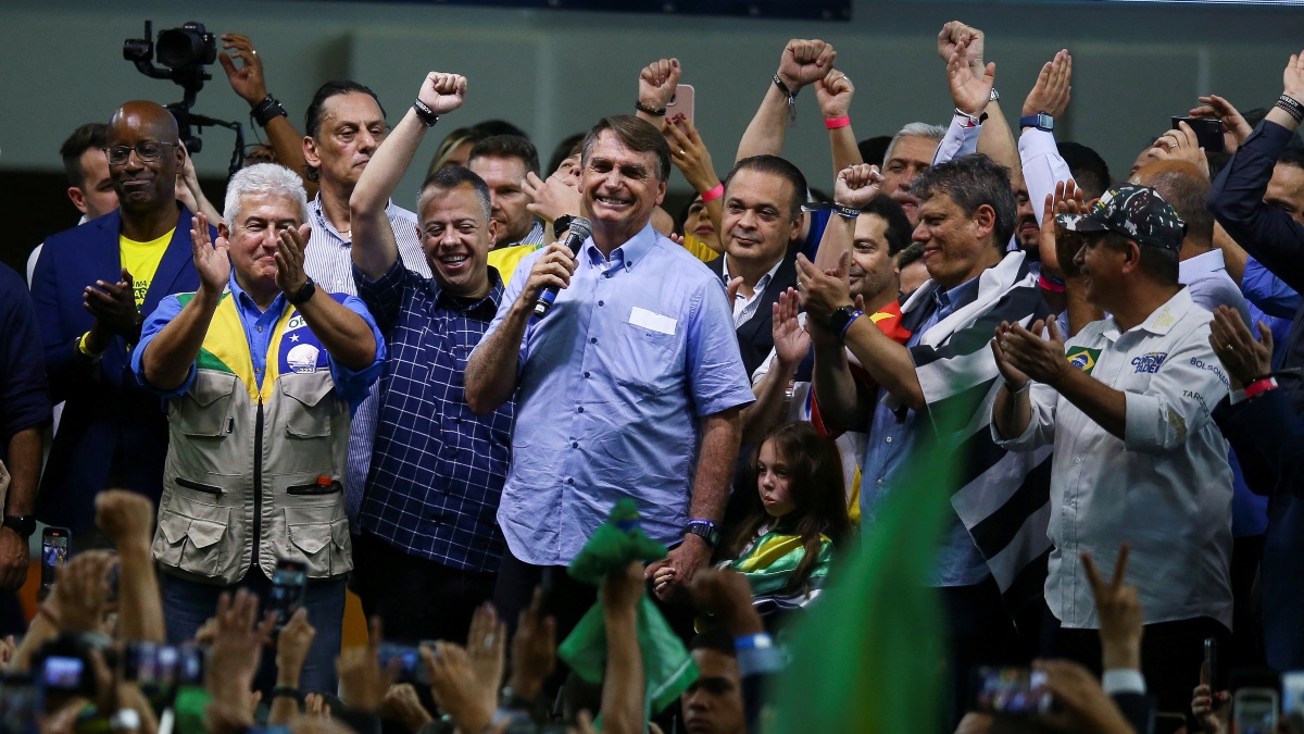 Bolsonaro defiende su visita a Putin en plena guerra: proveyó alimento para Brasil y el mundo