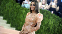 Beyoncé cambiará la letra de una canción tras la indignación de las personas con discapacidad