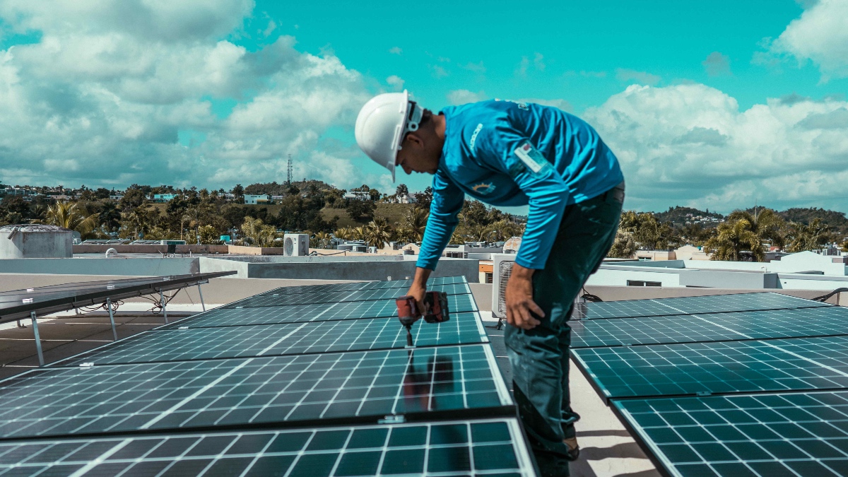 Autoconsumo eléctrico: los trámites para instalar placas solares se simplifican en España