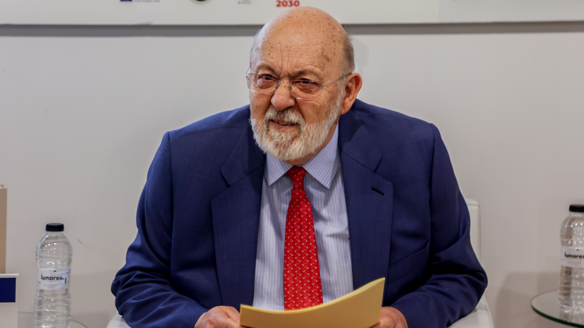 Tezanos ve desmovilizado al electorado del PSOE por culpa de «poderes fácticos»
