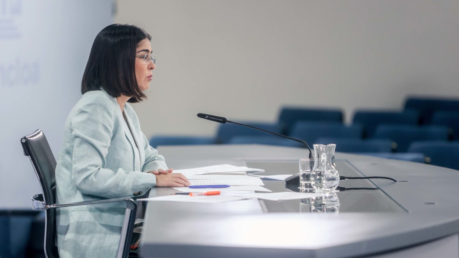 Darias espera en «semanas» el segundo lote de vacunas contra viruela del mono