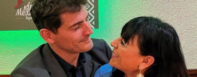 Iker Casillas comparte una foto declarándole su amor a una misteriosa mujer