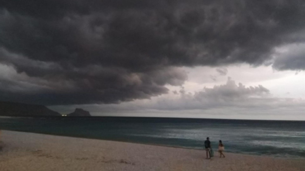 La lluvia vuelve a una docena de comunidades en todo España