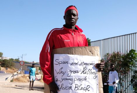 Marruecos condena a dos años y medio de prisión a 13 emigrantes por el salto a Melilla