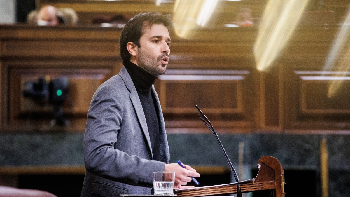 Podemos niega que el PSOE le informara del acuerdo con el PP para renovar el Poder Judicial