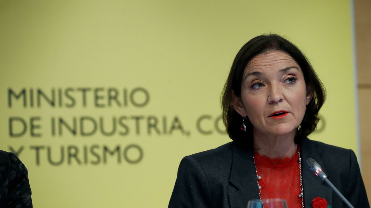 El Gobierno dice que solo se reunirá con las autonomías para que cumplan el plan de ahorro