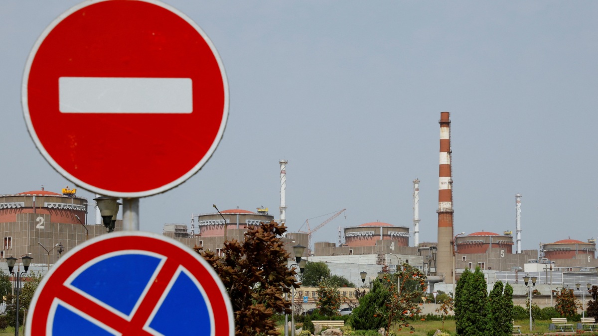 Rusia descarta la «irresponsable» propuesta de desmilitarizar la central nuclear de Zaporiyia