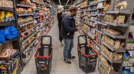 Carrefour anuncia una cesta básica de 30 productos a 30 euros tras la propuesta de Díaz