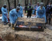 Ucrania halla 440 cadáveres en fosas y cámaras de tortura en la recién liberada Izium