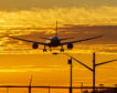 Una oleada de jubilaciones de pilotos amenaza con una reducción del tráfico aéreo de un 30%