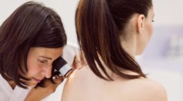 Científicos de EEUU demuestran que la inhibición de una enzima detiene el melanoma