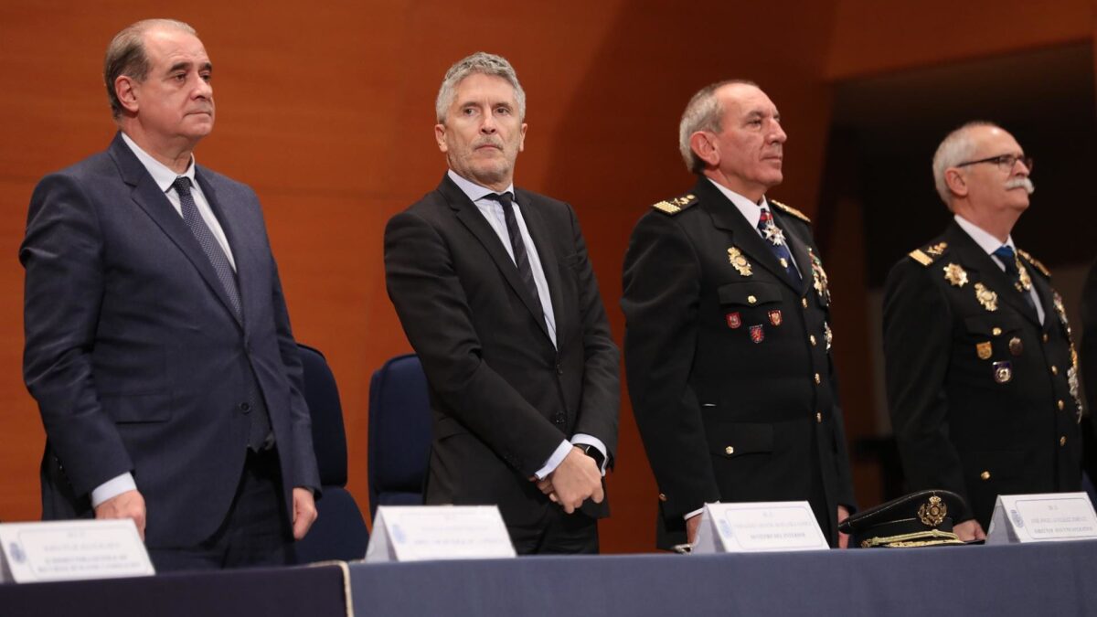 La Policía concede medallas pensionadas a los comisarios jubilados después de ser anuladas