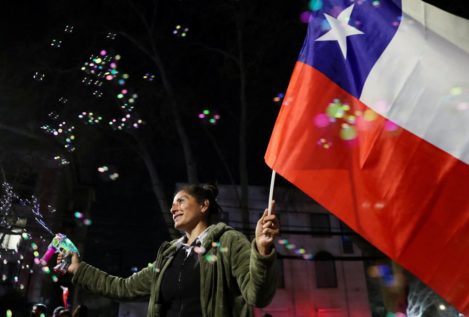 Los chilenos rechazan por una amplia mayoría la nueva Constitución